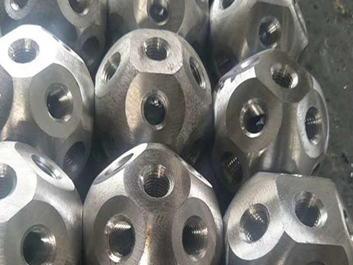 泰安螺栓球网架杆件制作